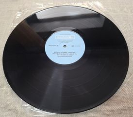 Michael Jackson – Thriller   LP-thumb-2