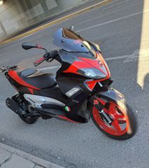 Aprilia SR MAX 300 2014