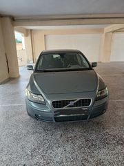Volvo S40 2004