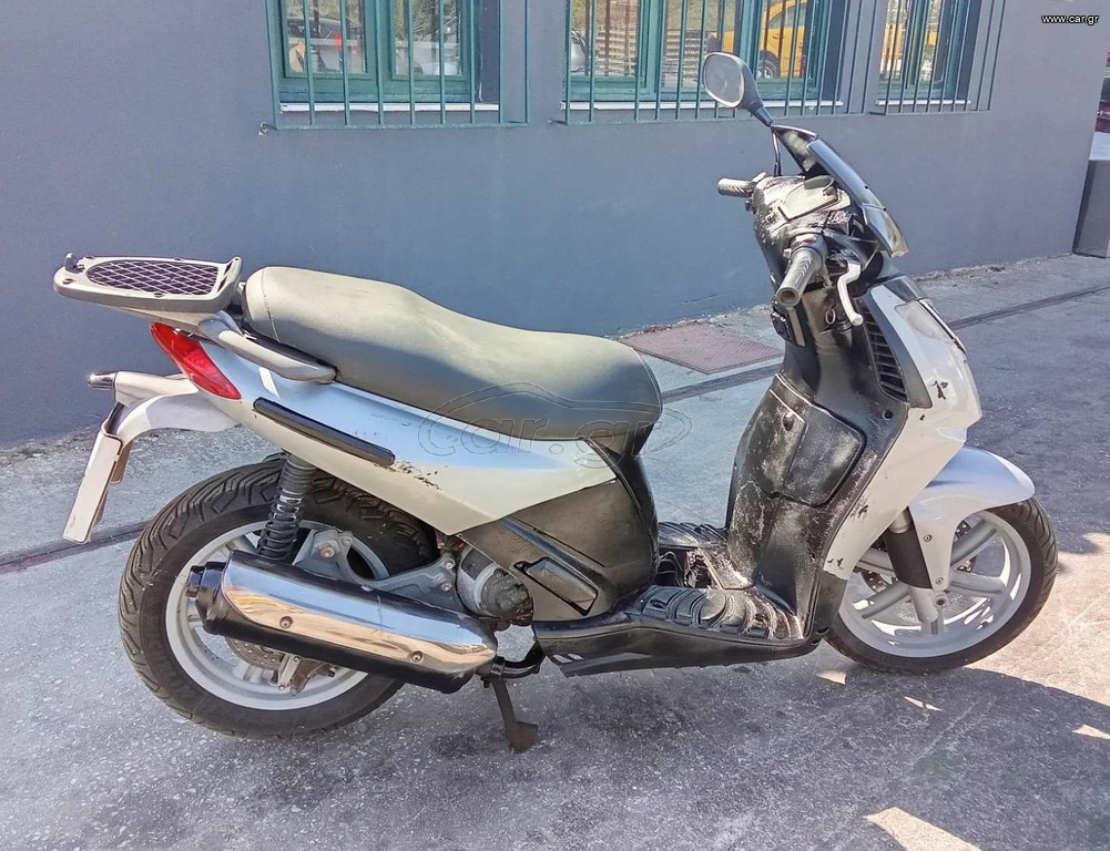 Aprilia SportCITY 200 2006