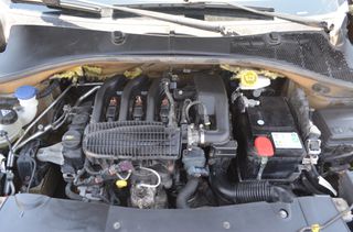 Citroen C-Elysee 2018 PURE TECH 12 SELECTION-thumb-12