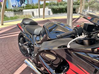 Suzuki GSXR 1300 Hayabusa 2008-thumb-37