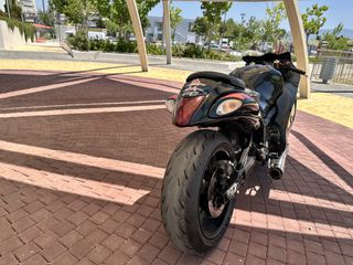 Suzuki GSXR 1300 Hayabusa 2008-thumb-26