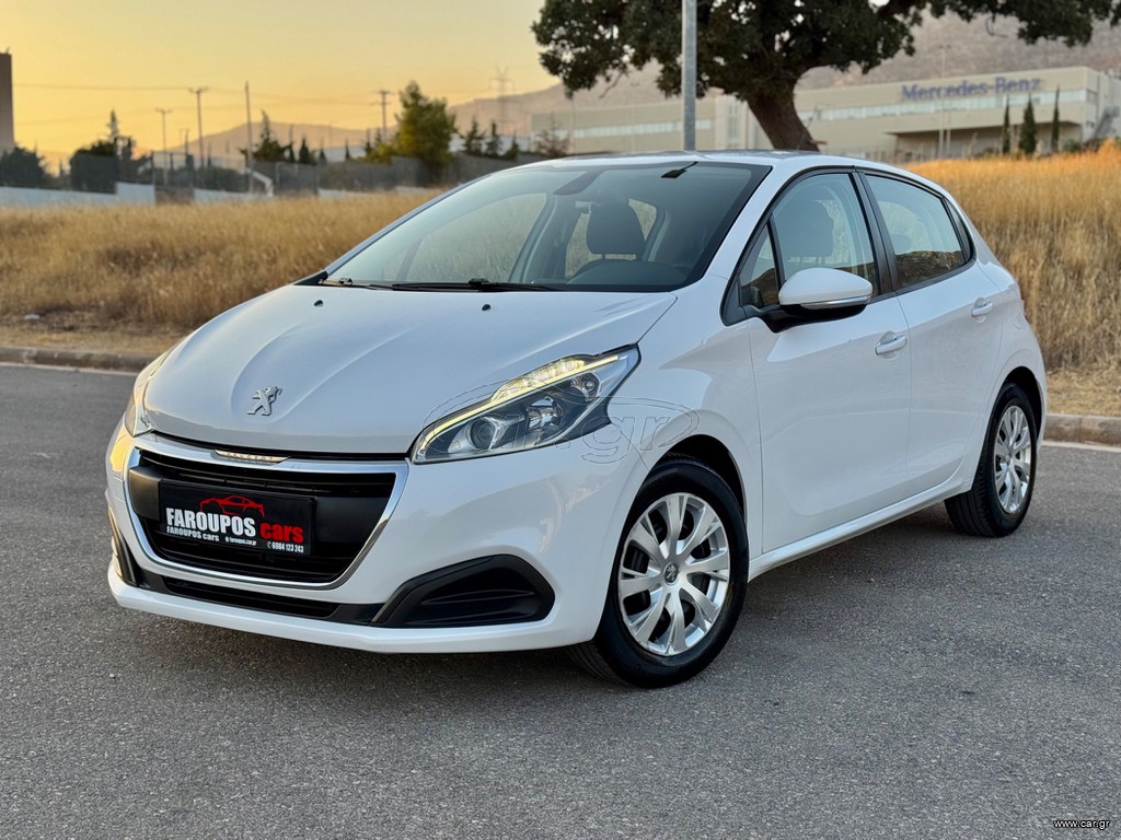 Peugeot 208 2015 *ΤΙΜΗ ΜΕ ΤΟ ΚΛΕΙΔΙ ΣΤΟ ΧΕΡΙ*CLIMA*NAVI*