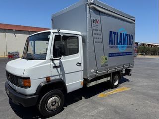 Mercedes-Benz 1995 609