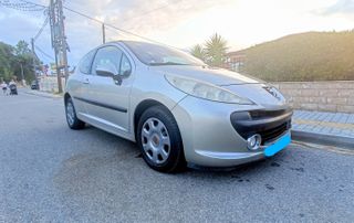 Peugeot 207 2009