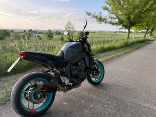 Yamaha MT-09 2022-thumb-2