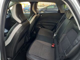 Renault Captur 2021 E-TECH PLUG-IN 160 INTENS-thumb-31