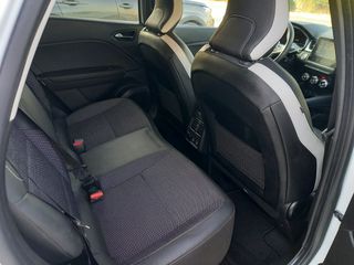 Renault Captur 2021 E-TECH PLUG-IN 160 INTENS-thumb-34