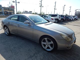 Mercedes-Benz CLS 500 2005-thumb-1