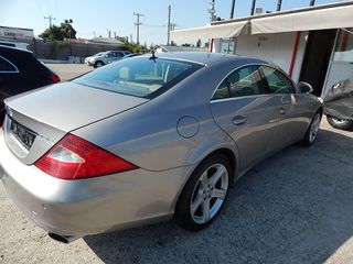 Mercedes-Benz CLS 500 2005-thumb-5