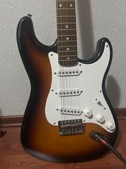 Κιθάρα: Squier Stratocaster (By Fender)  Ενισχυτής: Marshall MG15CD  Παλμογράφος: Βασικός κουρδιστής ET-2005 MusicStore