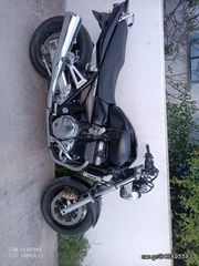 Suzuki GSX 1400 2004