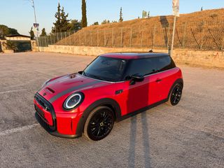 Mini Cooper SE 2022 JCW panorama