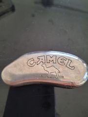 Συλλεκτική μεταλλική θήκη αναπτήρα Camel – Vintage διαφημιστικό αντικείμενο