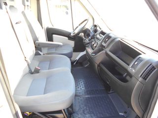Ανατροπή Citroen 2013 jumper-thumb-3