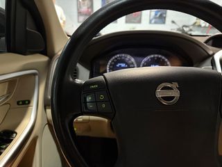 Volvo XC 60 2011 T6 AWD Summum-thumb-34