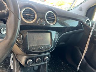 Opel Adam μόνο γι ανταλλακτικά-thumb-9