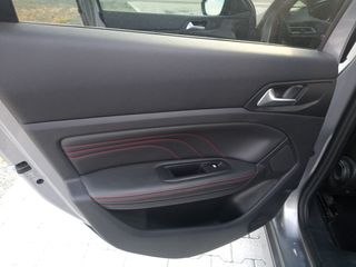 Peugeot 308 2017 GT-LINE-thumb-34