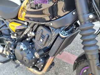 Royal Enfield Guerrilla 450 Μανιτάρια