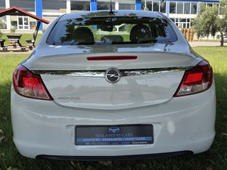 Opel Insignia 2010-thumb-7