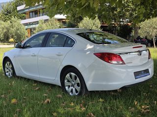 Opel Insignia 2010-thumb-9