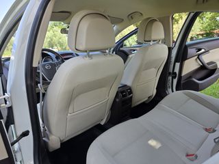 Opel Insignia 2010-thumb-11