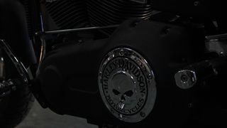 Harley Davidson DYNA FAT BOB 2009 Willie G™ Skull Collection-thumb-13