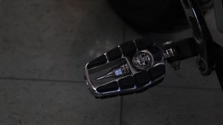 Harley Davidson DYNA FAT BOB 2009 Willie G™ Skull Collection-thumb-14