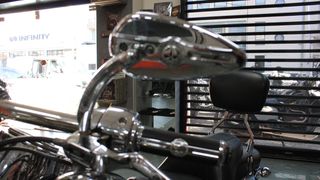 Harley Davidson DYNA FAT BOB 2009 Willie G™ Skull Collection-thumb-19