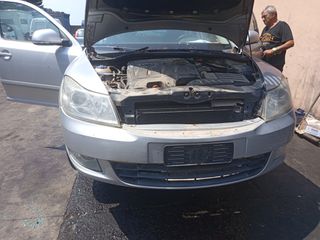 Skoda Octavia 5 2009 για ανταλλακτικά κομμάτι κομμάτι