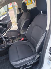 Ford Focus 2019-thumb-13