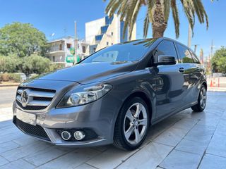 Mercedes-Benz B 200 2012 7G-DCT SPORT PANORAMA