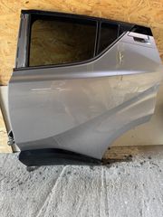 Toyota C-HR-thumb-2