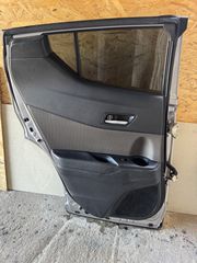 Toyota C-HR-thumb-3