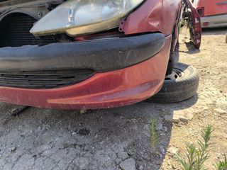 φανάρια εμπρός , προφυλακτήρας , σκιάδια από Peugeot 206 2000