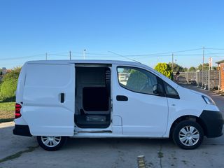 Nissan NV 200 2016 Diesel-thumb-7