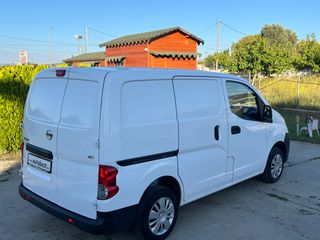 Nissan NV 200 2016 Diesel-thumb-9