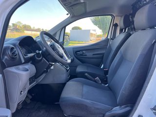 Nissan NV 200 2016 Diesel-thumb-17
