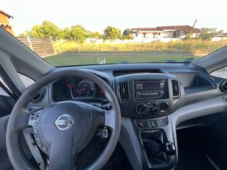 Nissan NV 200 2016 Diesel-thumb-30