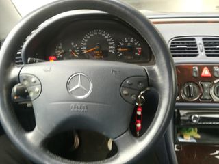 Mercedes-Benz CLK 200 2002 Elegance-thumb-7