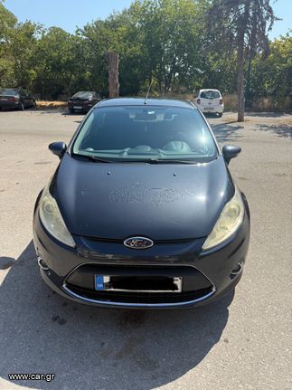 Ford Fiesta 2010 1.4 titanium