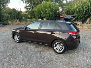 Hyundai i 30 2017 1.6 DIESEL-thumb-2