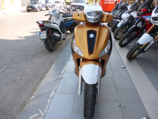 Piaggio Medley 200 2026 S MY26 EU5+ ORO OPACO-thumb-4