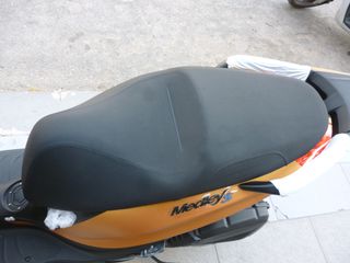 Piaggio Medley 200 2026 S MY26 EU5+ ORO OPACO-thumb-7