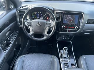 Mitsubishi Outlander 2020 PHEV 4WD PLUG-IN  ΟΡΟΦΗ NAVI ΕΛΛΗΝΙΚΟ-thumb-18