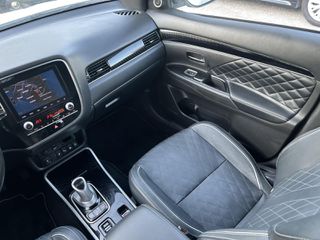 Mitsubishi Outlander 2020 PHEV 4WD PLUG-IN  ΟΡΟΦΗ NAVI ΕΛΛΗΝΙΚΟ-thumb-17