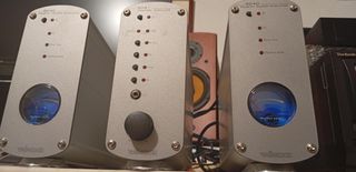 VELLEMAN HI END Pre 8021+ Τελικοί MonoBlock Hi End Mosfet 8040