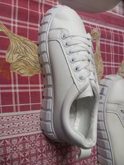 SNEAKERS No 38