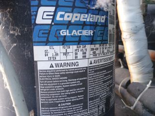 Θάλαμος Συντήρηση - κατάψυξη 90 κυβικά πάχος 20εκ. με Ψυκτικό Μηχάνημα 6 ίππους.